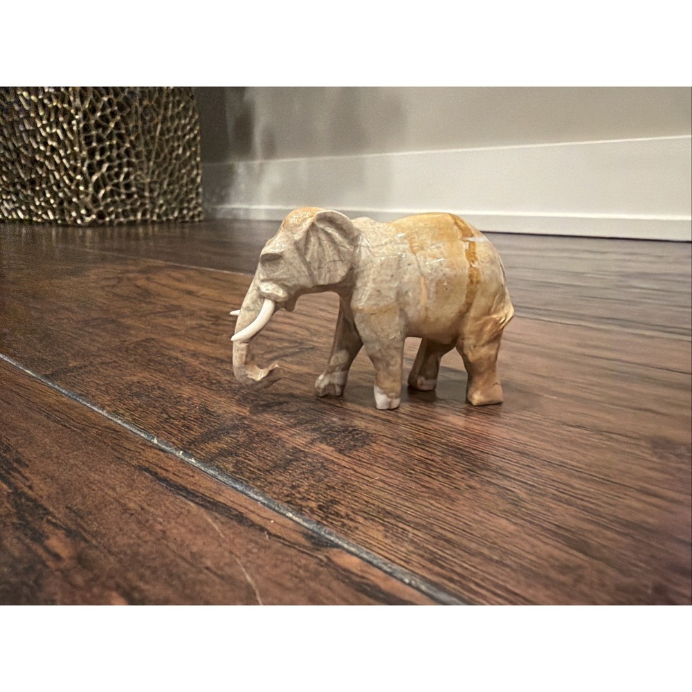 Vintage Beige Marble Elephant Solid Handmade Decorative Art